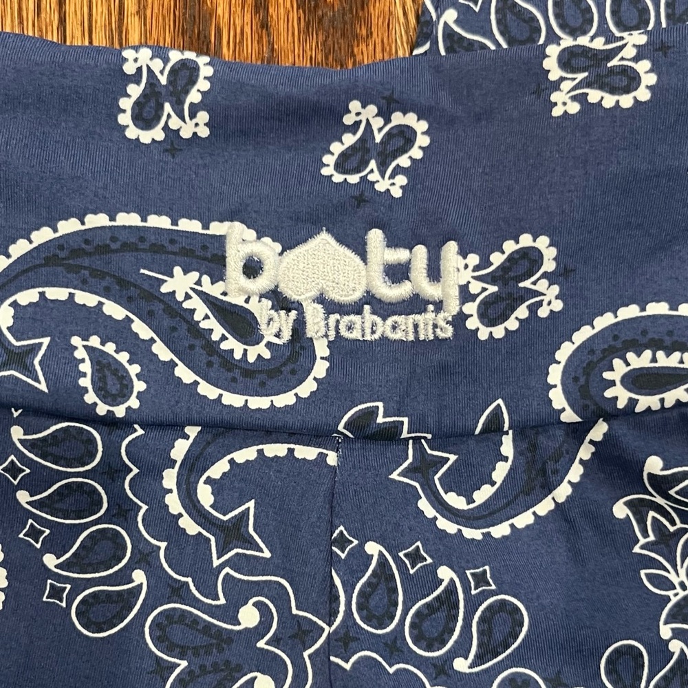 Booty by Brabants Blue Paisley Leggings